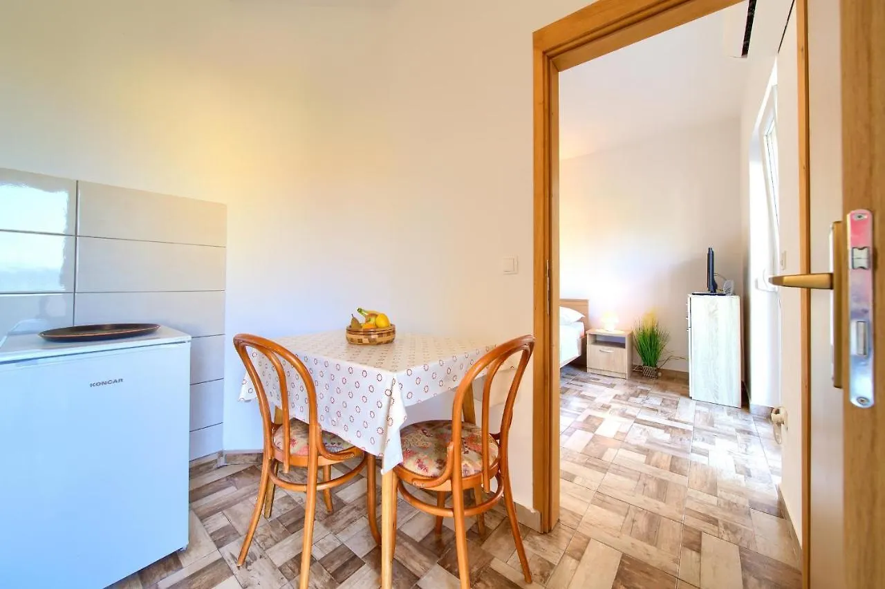 Apartments Petra 크르크 크로아티아