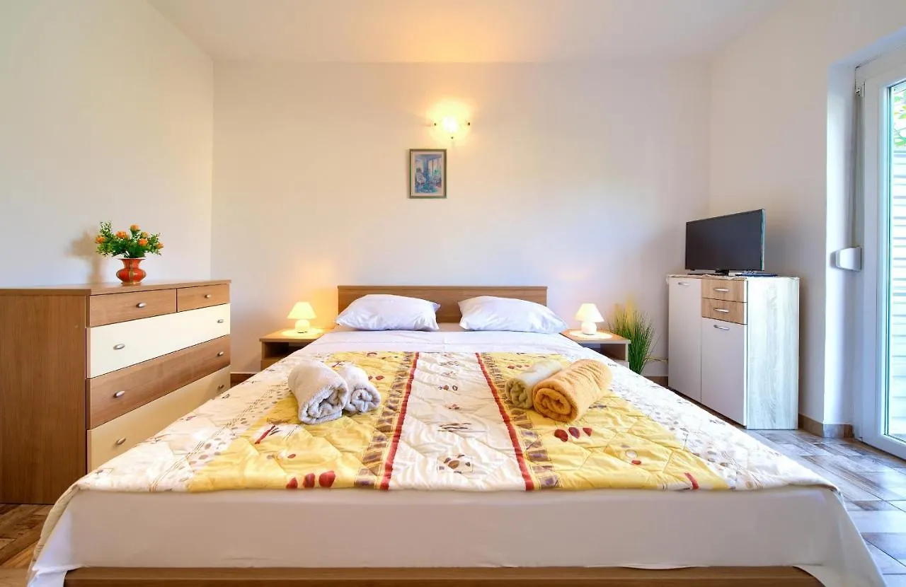 Apartments Petra Krk Town