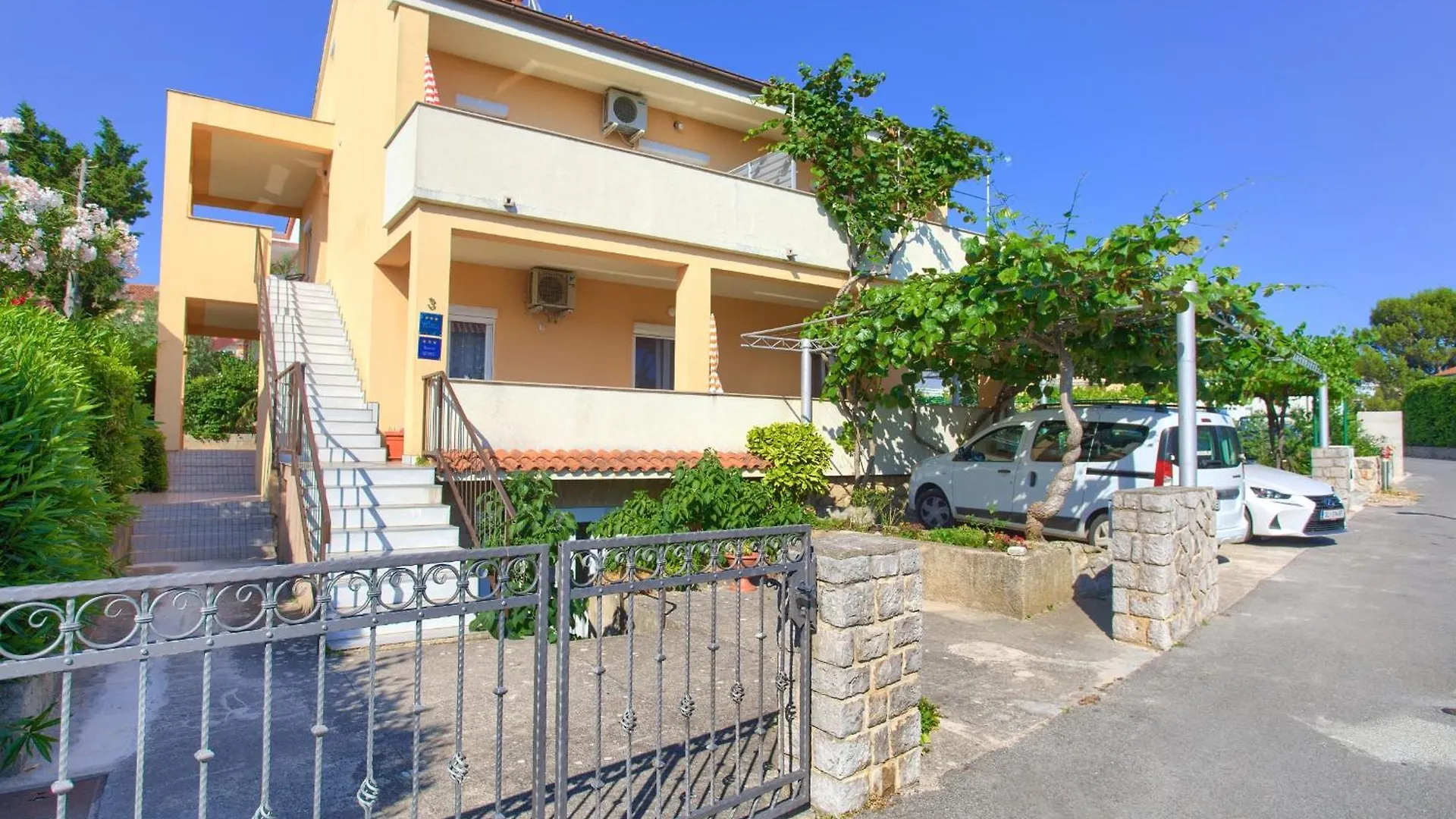 Apartments Petra Krk Town