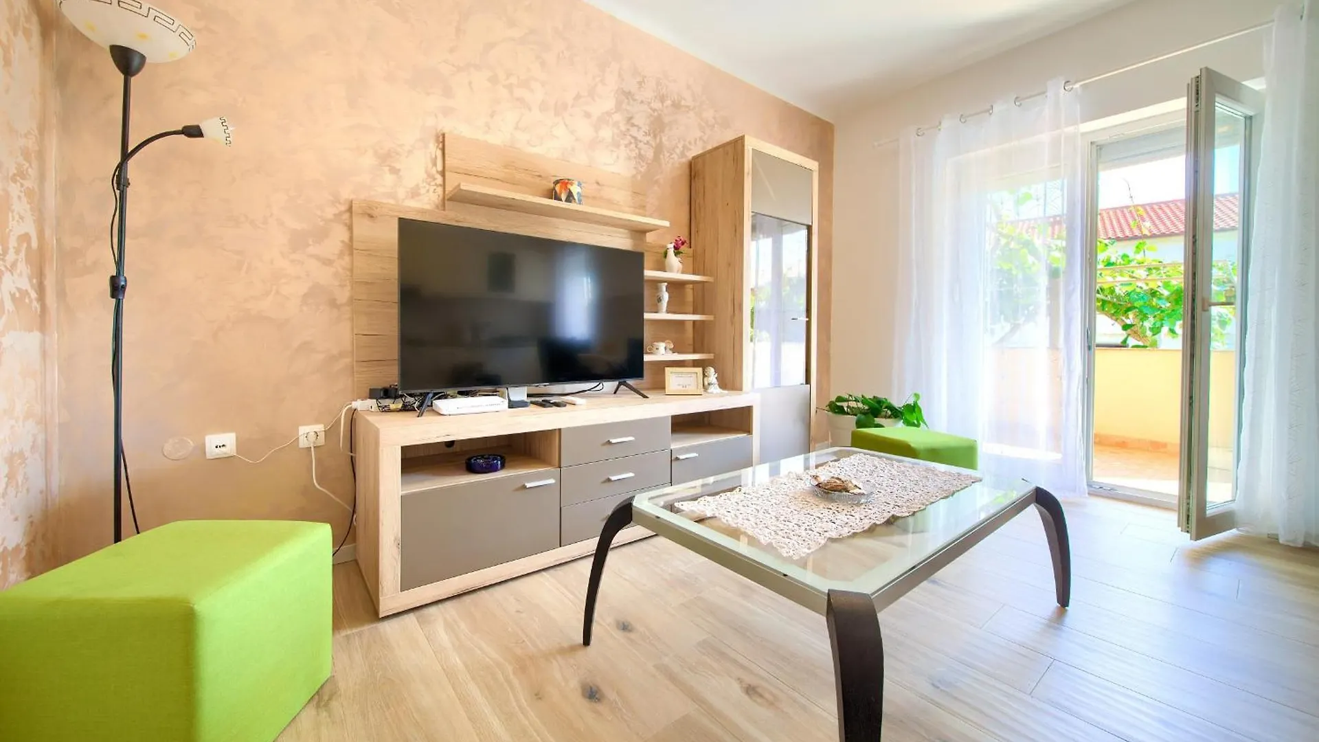 Apartments Petra Krk Town